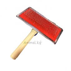 Расческа пуходерка с деревянной ручкой